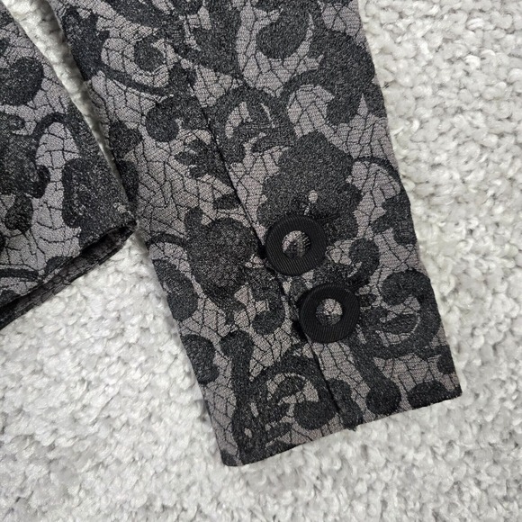 Betsey Johnson Jacket Womens 2 Black Brocade Peplum Runway Gothic Chic - Picture 9 of 16